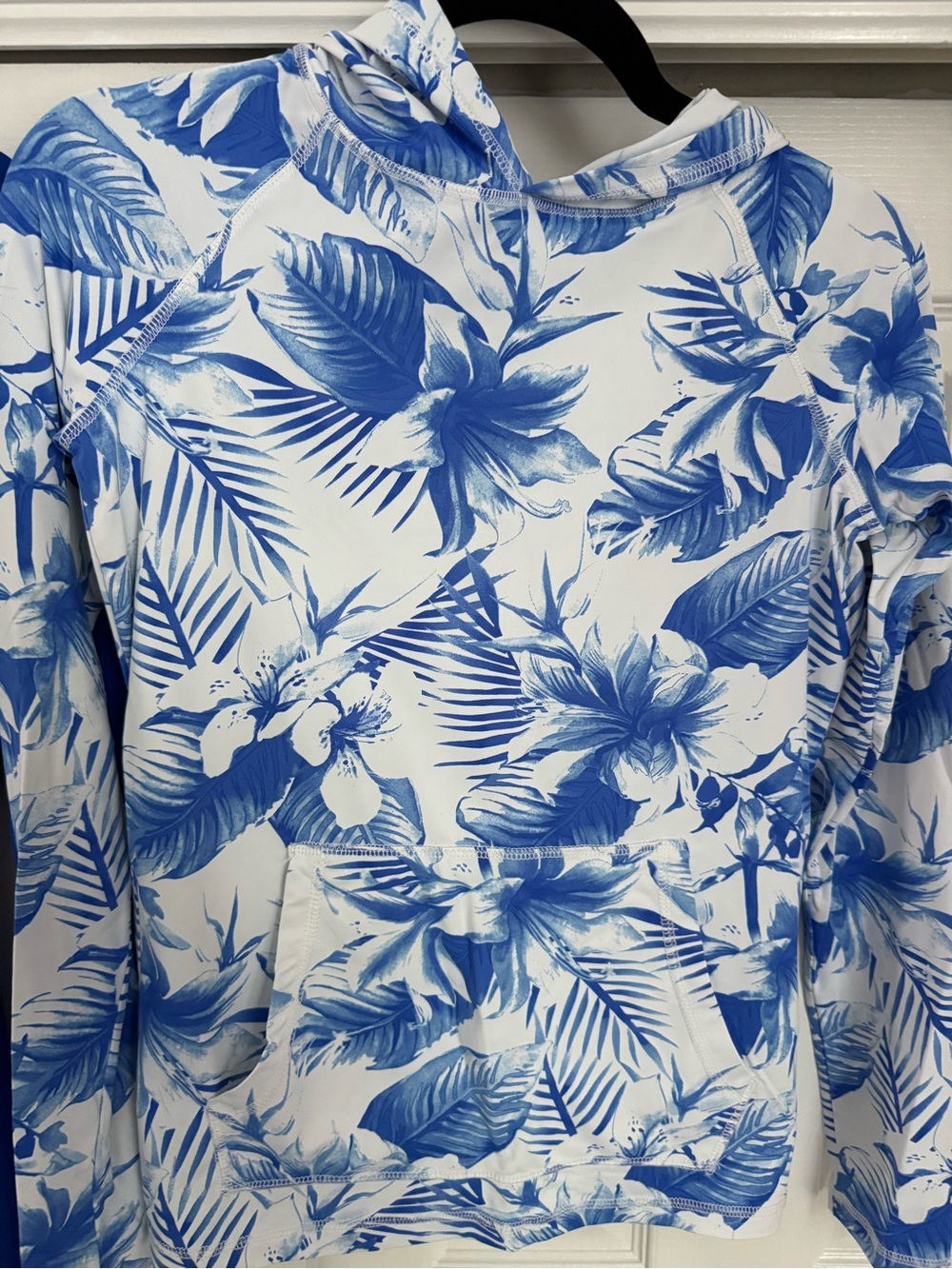 Long-Sleeve Rashguard - Picture 2 of 8